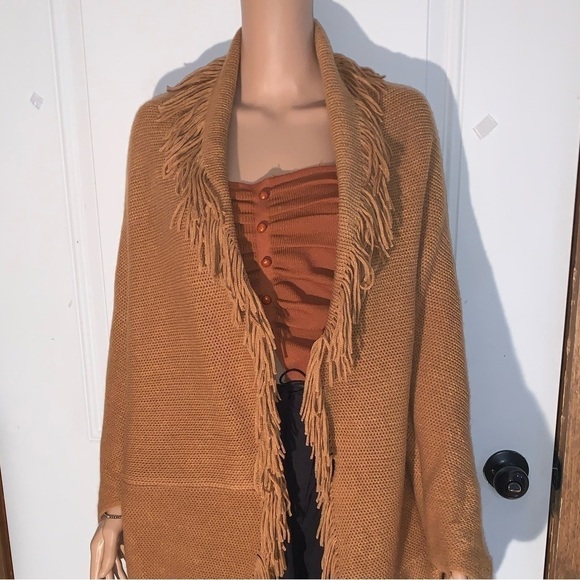 Marvelush Layers by Lizden Fringe Shrug One Size brown - Picture 3 of 5